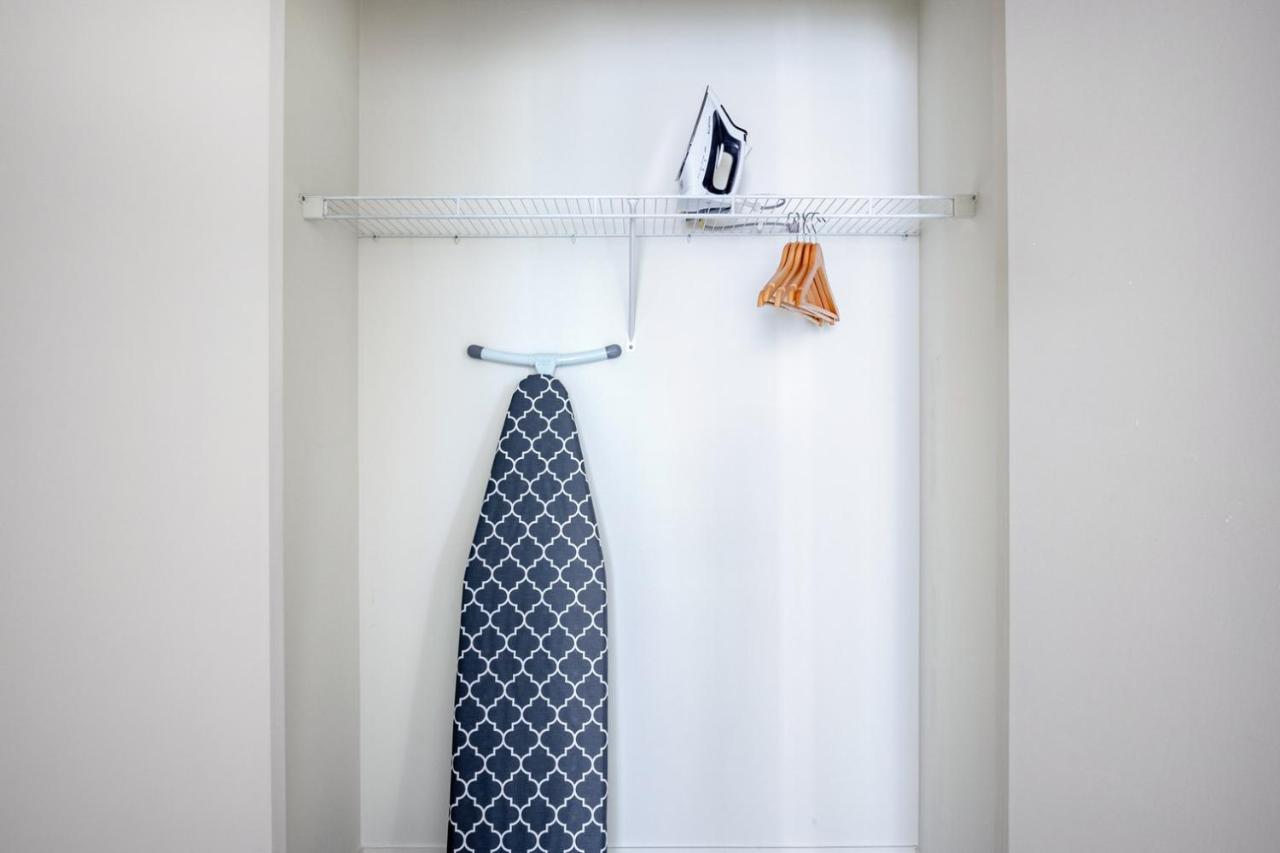 Loop 1br W Pool Gym Nr The L Riverwalk Chi-242 Apartment Chicago