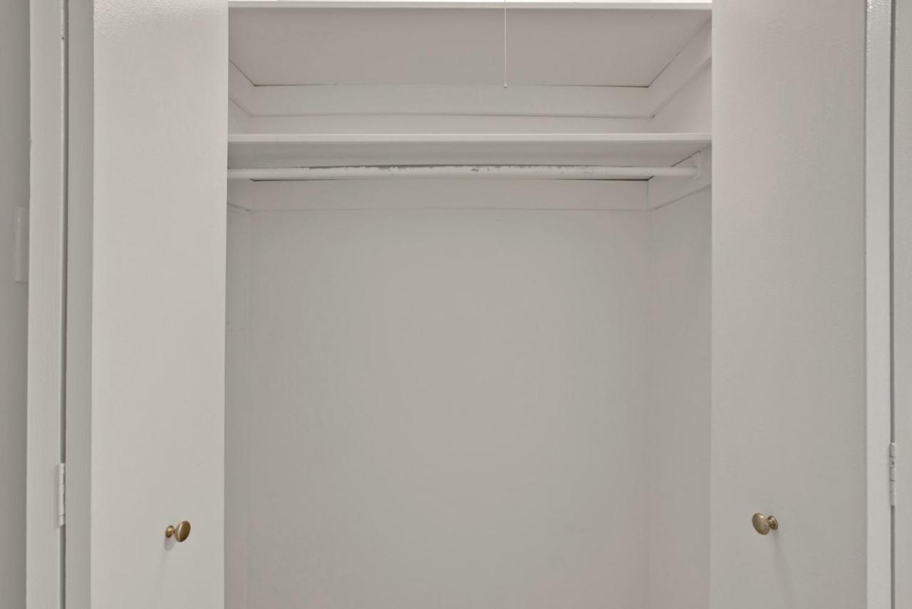 Medical District 1br W Wd Gym Nr Hospitals Chi-720