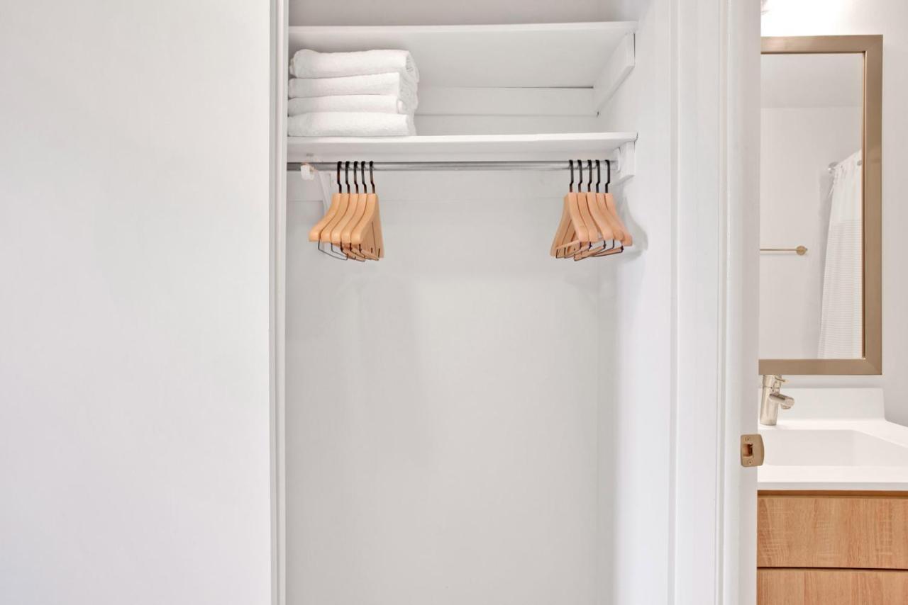 Medical District 1br W Wd Gym Nr Hospitals Chi-720 *