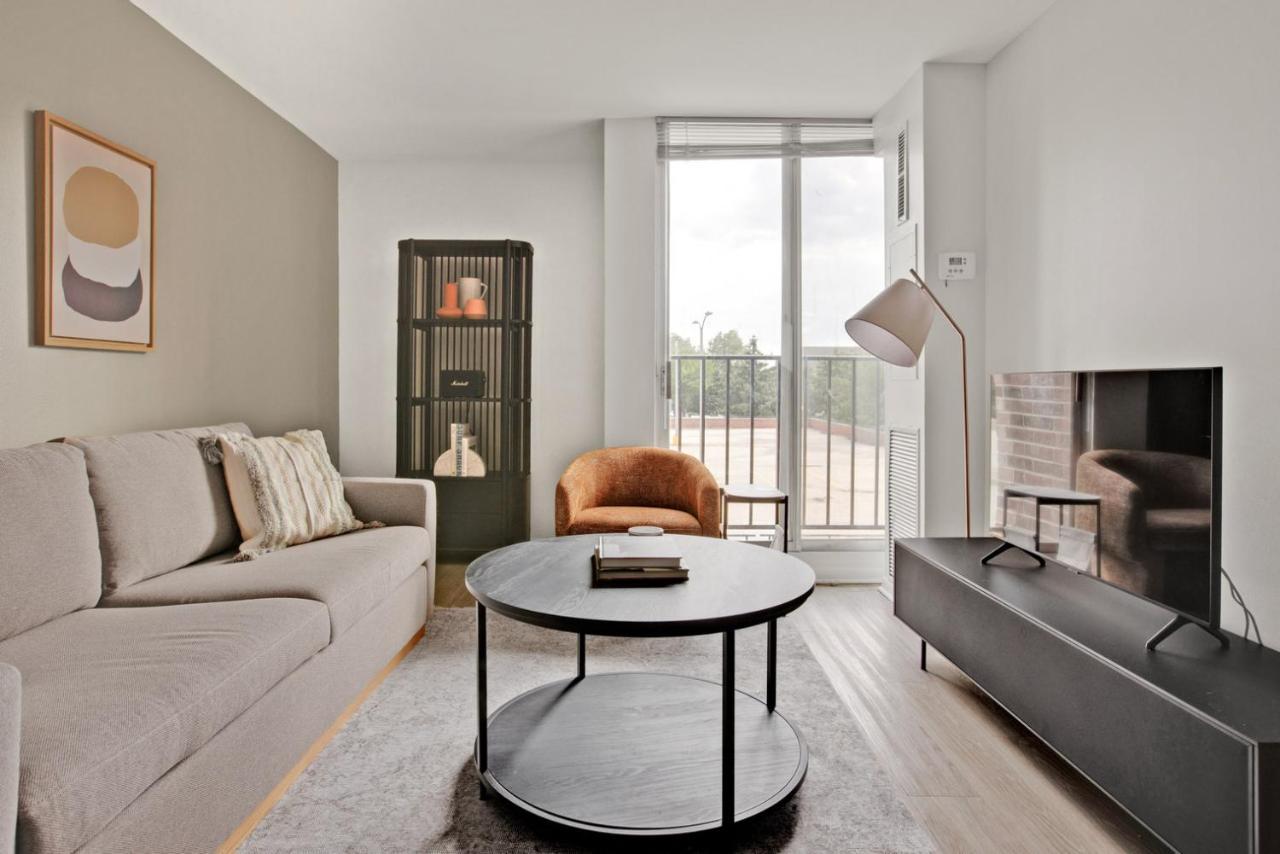 Medical District 1br W Wd Gym Nr Hospitals Chi-720 Apartment Chicago