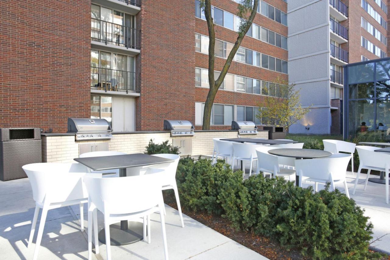 Medical District 1br W Wd Gym Nr Hospitals Chi-720 * Chicago