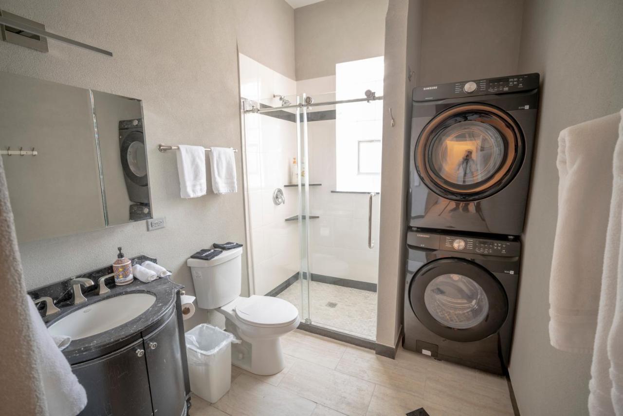 City Sleeps 10-20 Free Tv & Parking Appartement *