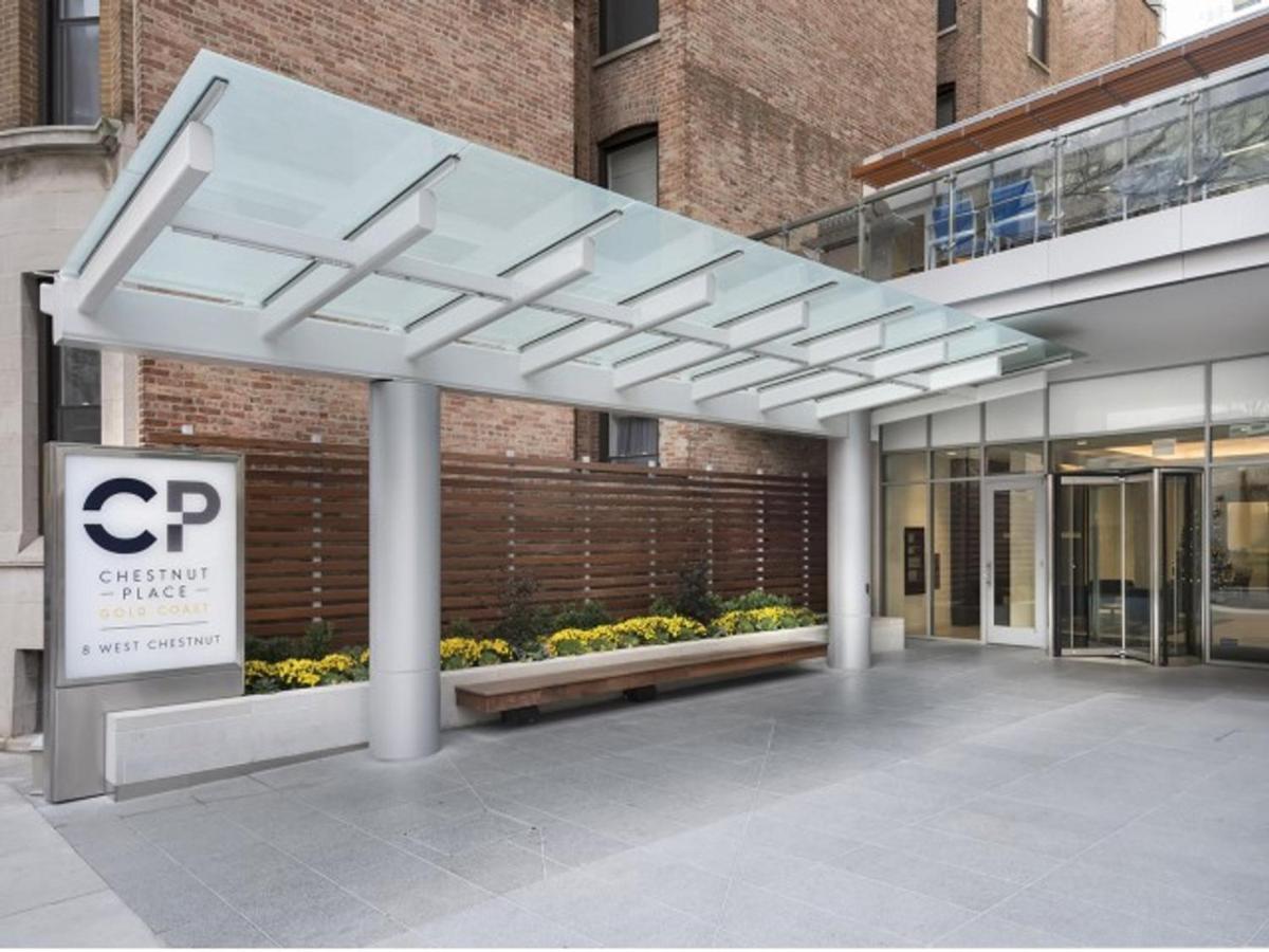 Gold Coast 1br W Deck Gym Lounge 1 Block To L Chi-650