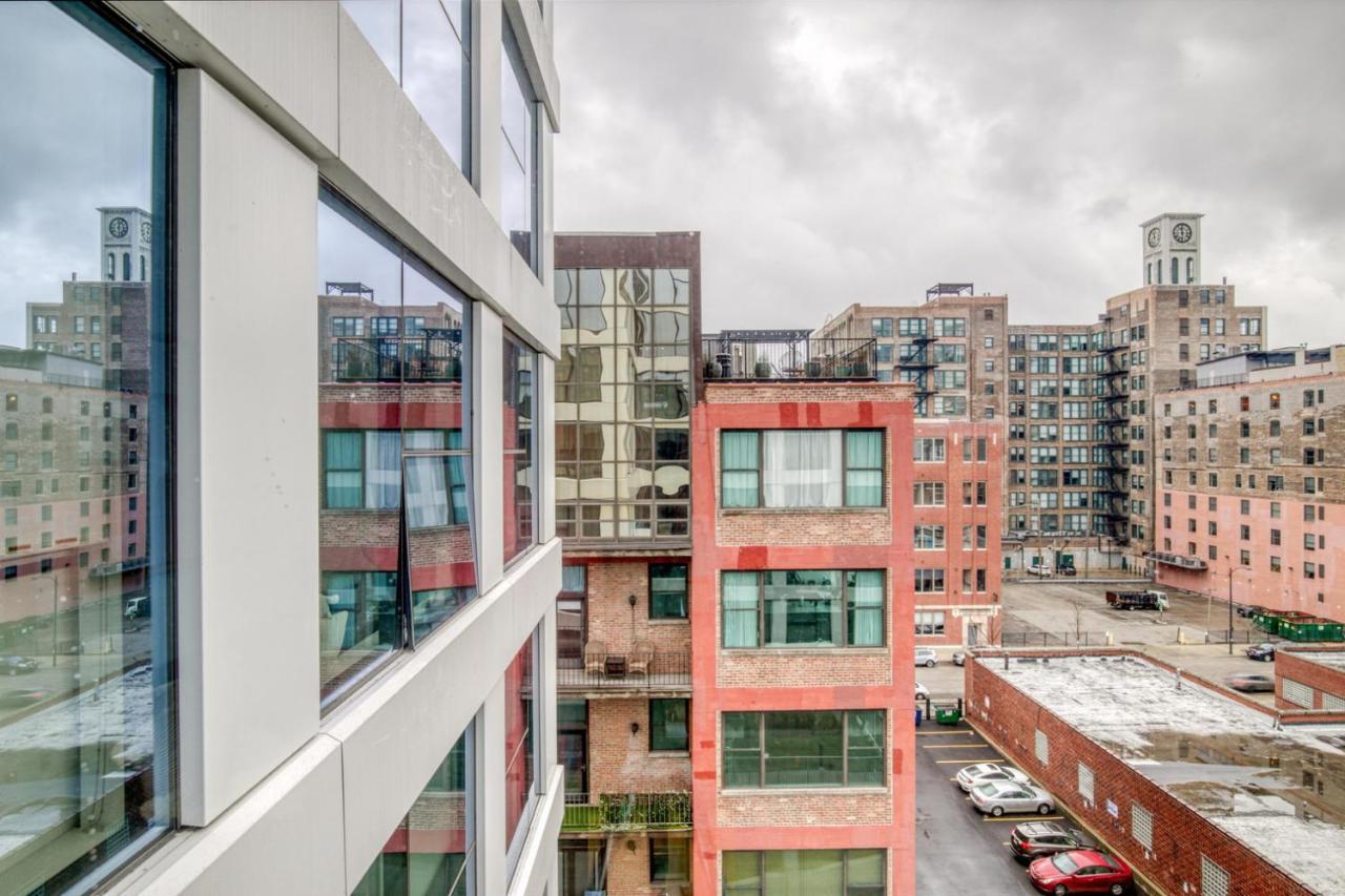 W Loop 1br W Gym Pool In Heart Of Greektown Chi-533