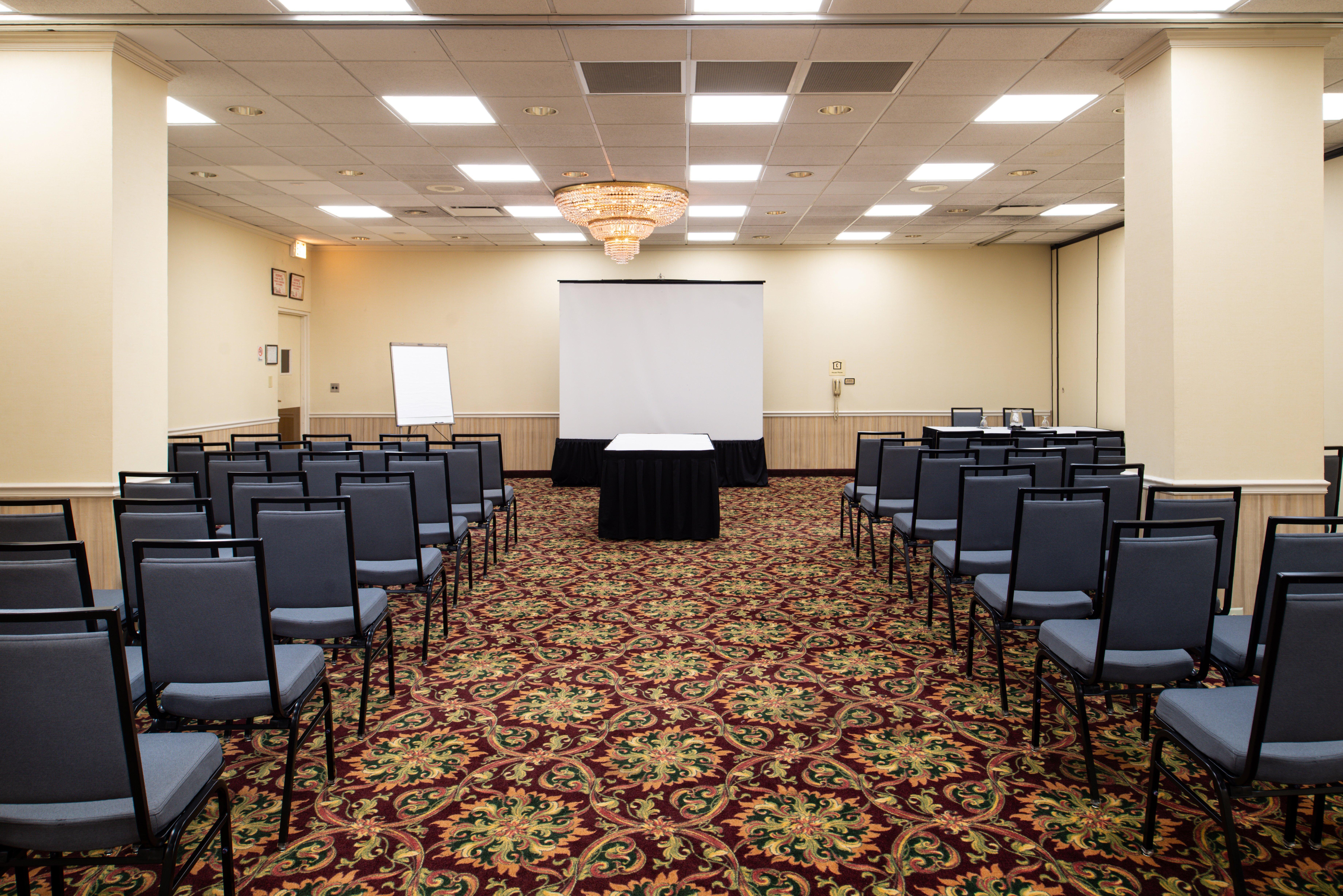 & - Downtown, An Ihg Hotel 3*