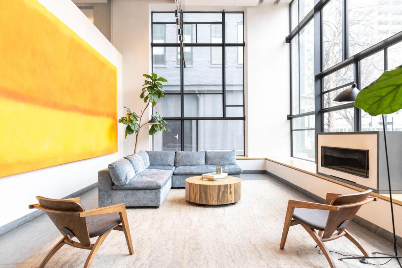 W Loop Studio W Pool Gym Lounge Nr L Chi-749 Chicago