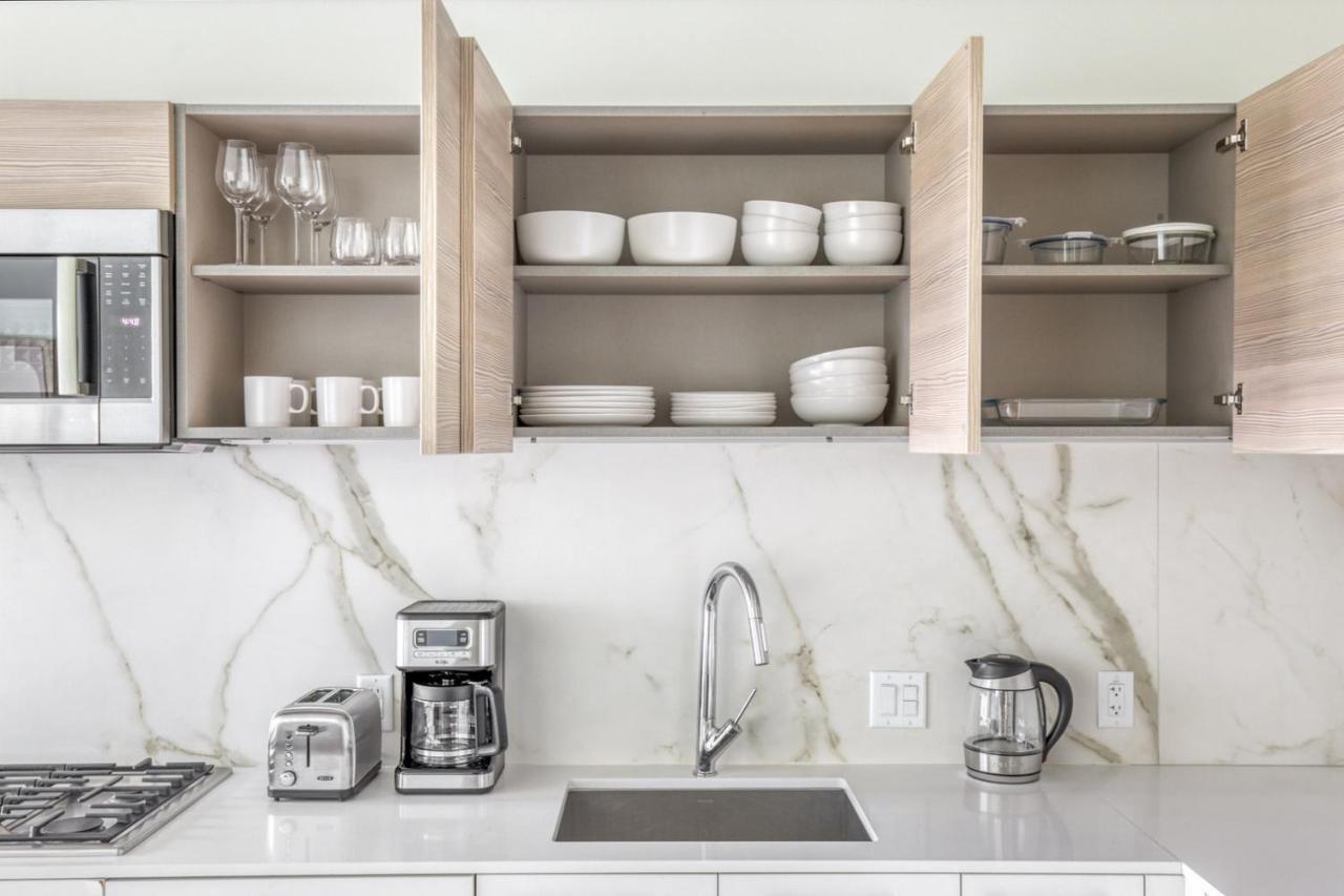 W Loop Studio W Pool Gym Lounge Nr L Chi-749 * Chicago