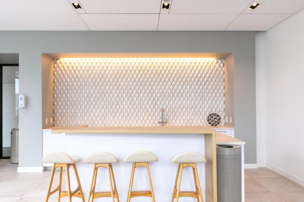 W Loop Studio W Pool Gym Lounge Nr L Chi-749 *