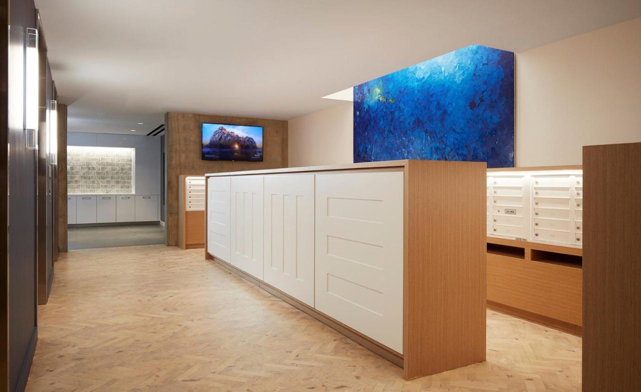 W Loop Studio W Pool Gym Lounge Nr L Chi-749