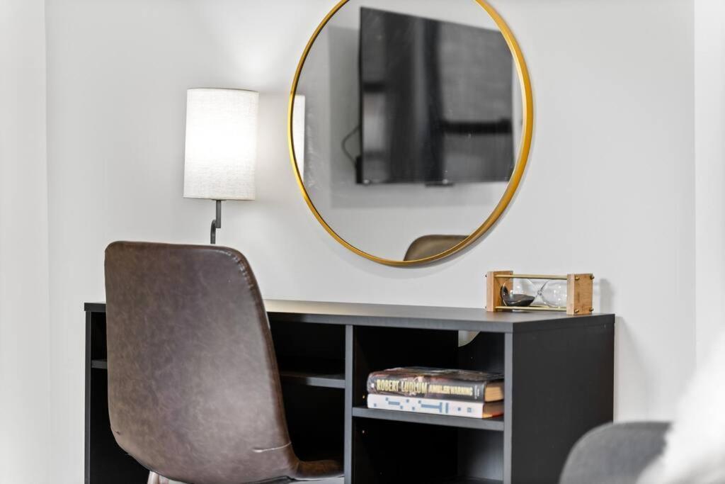 Appartement 1-bedroom Chic With Laundry - Brompton 55-57 Rep Chicago