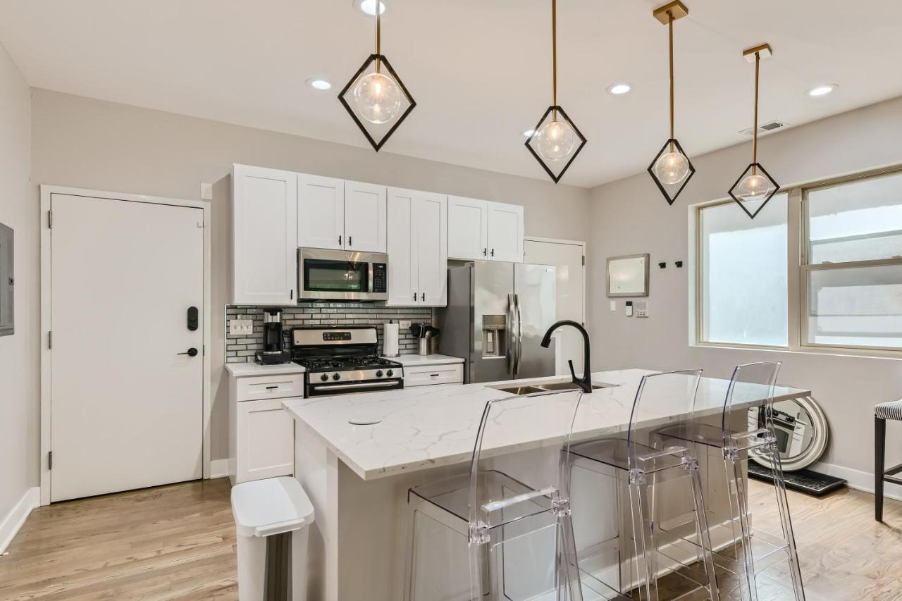 Apartment University Of - 1 Bed / 2 Bath W/parking Space Chicago