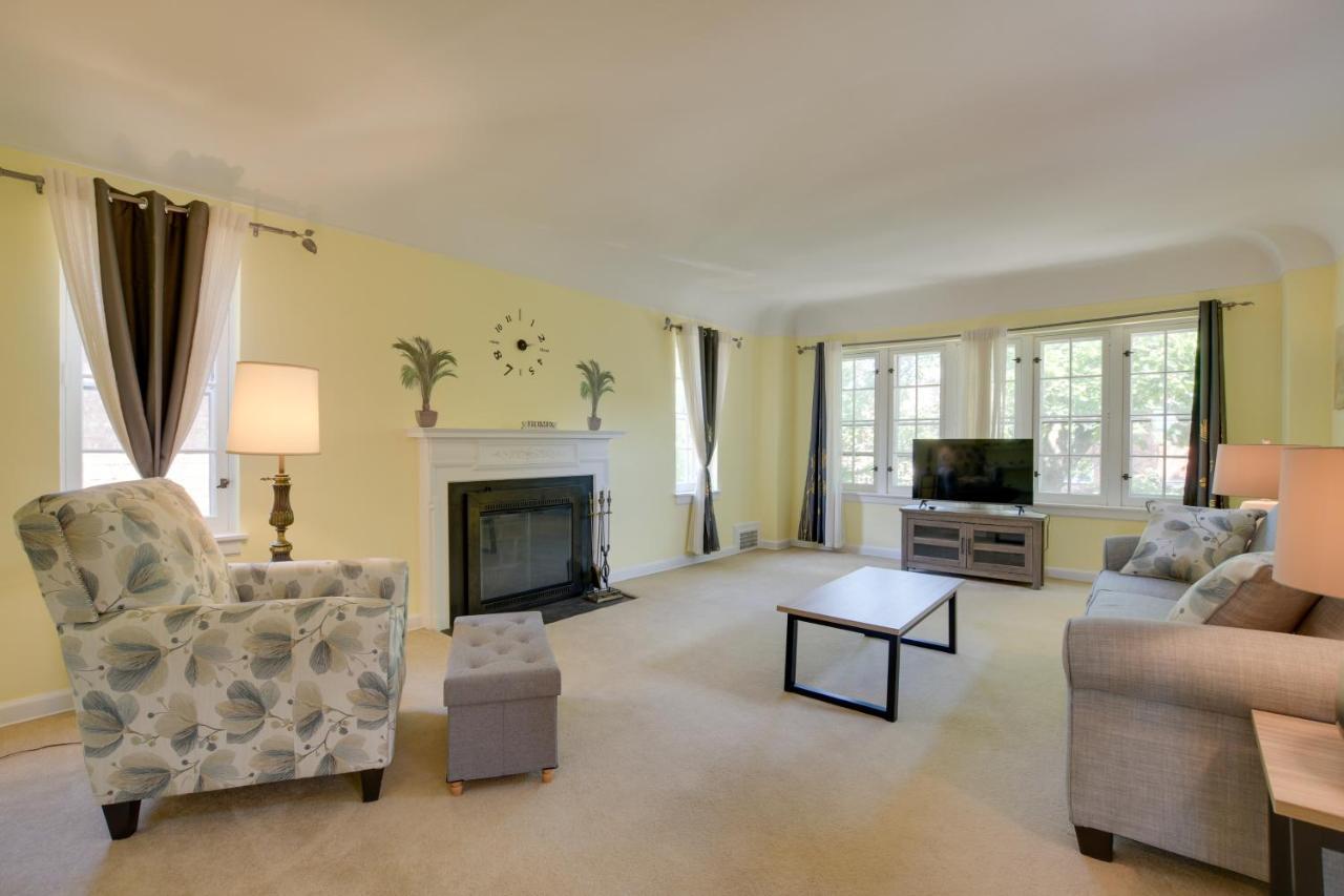 Chic Getaway With Fireplace! Appartement *