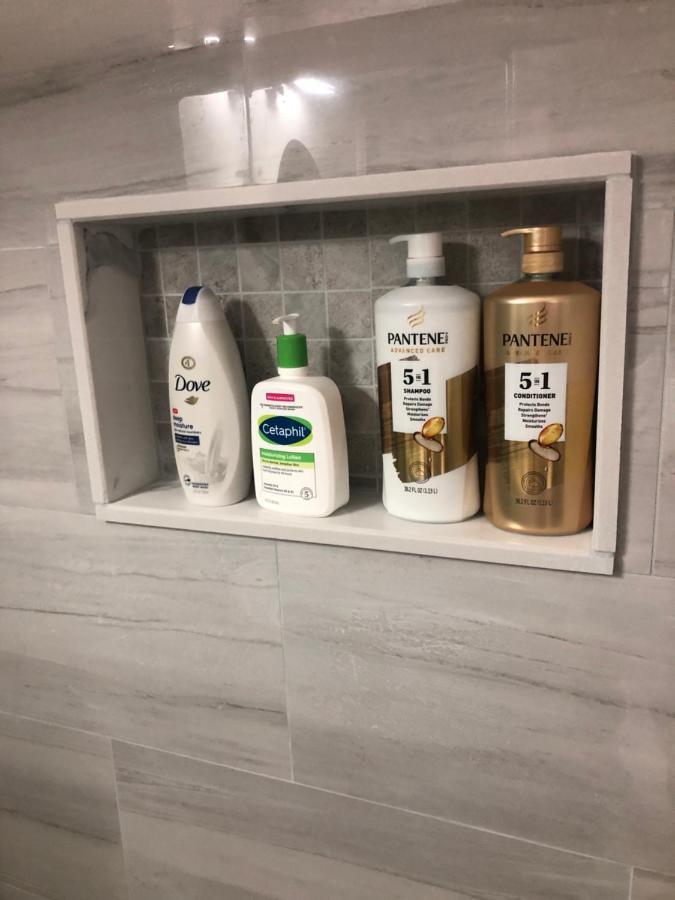 Homestay A Secluded Bedroom With A Private Full Bathroom Chicago