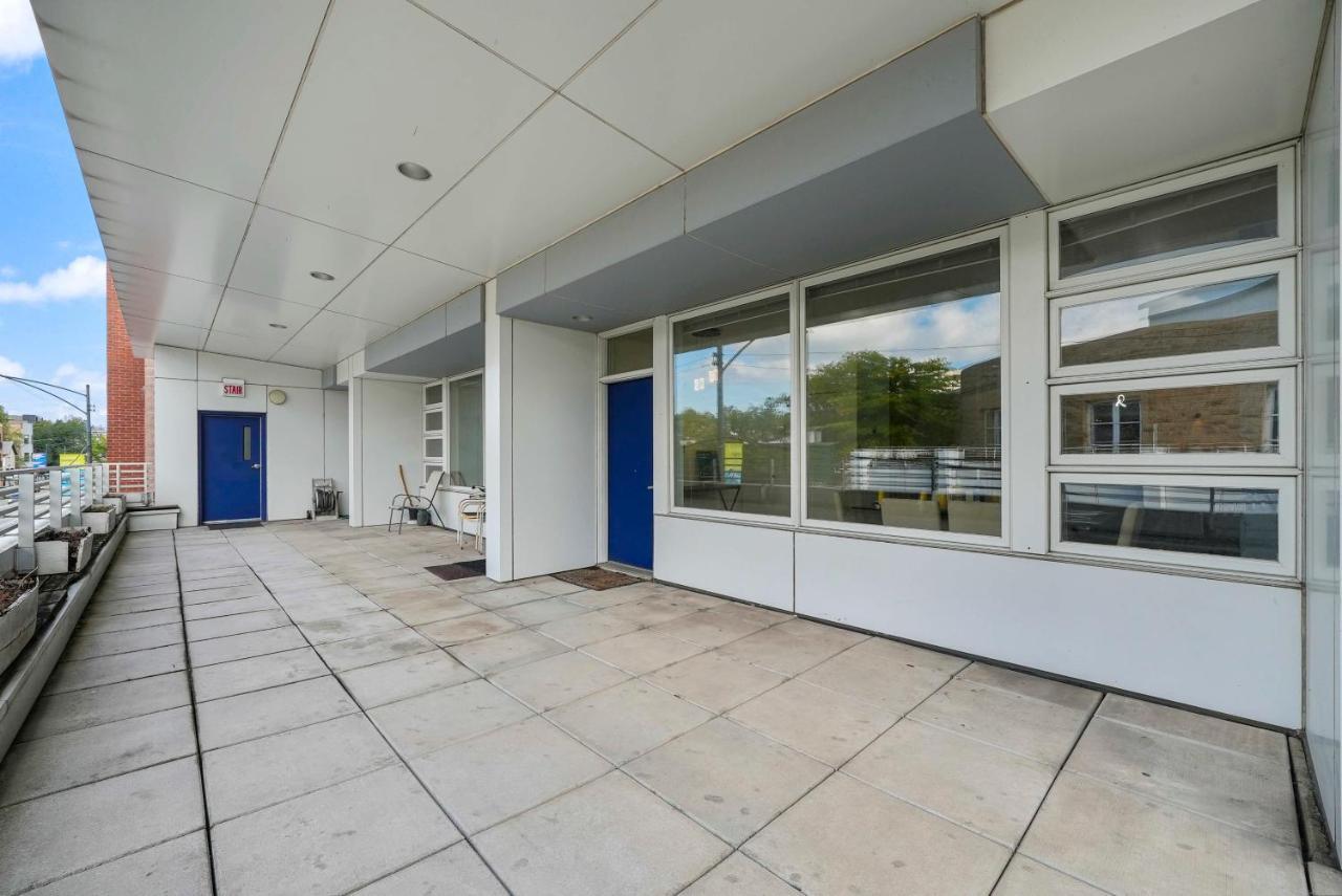 City-view 3-br Rooftop