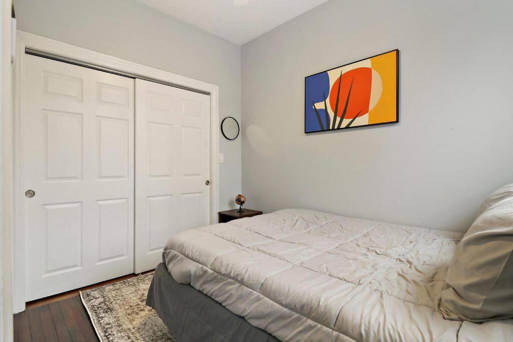 Live The Dream In Wrigleyville's 3br Gem Apartamento *