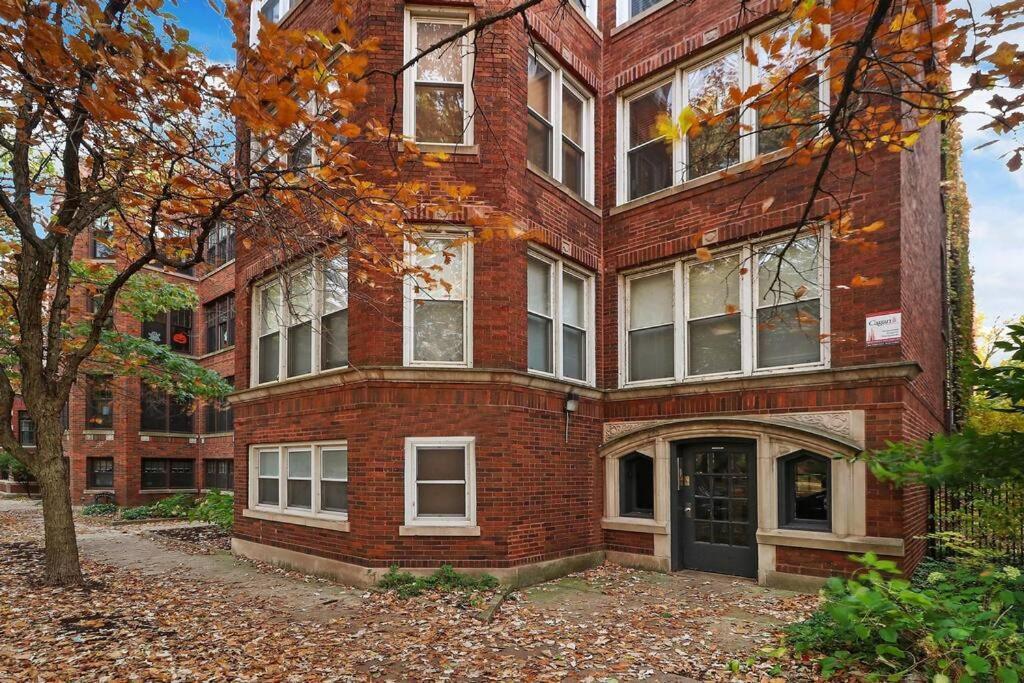 Spacious 4br Apt In Historic Hyde Park Near Beach Appartement