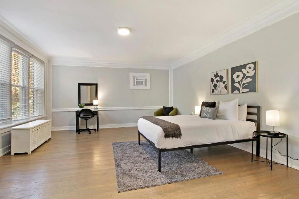 Great Location! 15 Min From Dt -historic Hyde Park Apartamento *