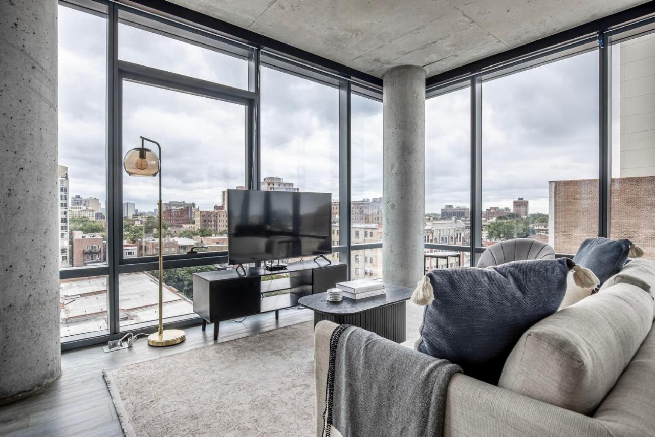 Lakeview 2br W Gym Grills Nr Lakefront Trail Chi-985 Apartment