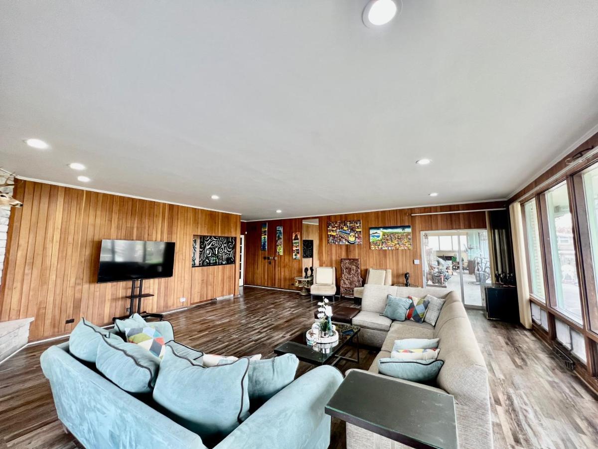 Pill Hill Mansion Chicago