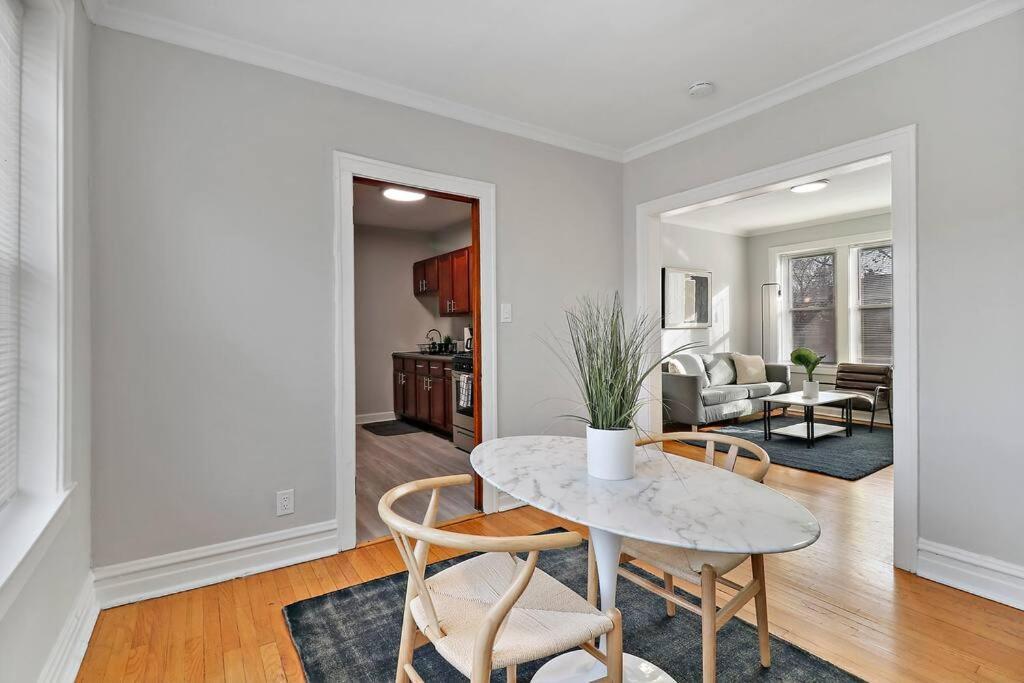 Apartment 1br Airy With Wi-fi - Barry 2 *