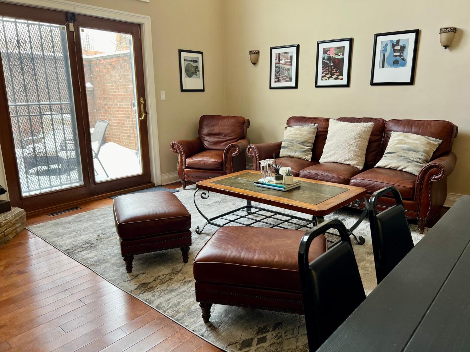 Holiday home 4 Bedroom In Location Parking Fireplace Back Yard Pets Welcome