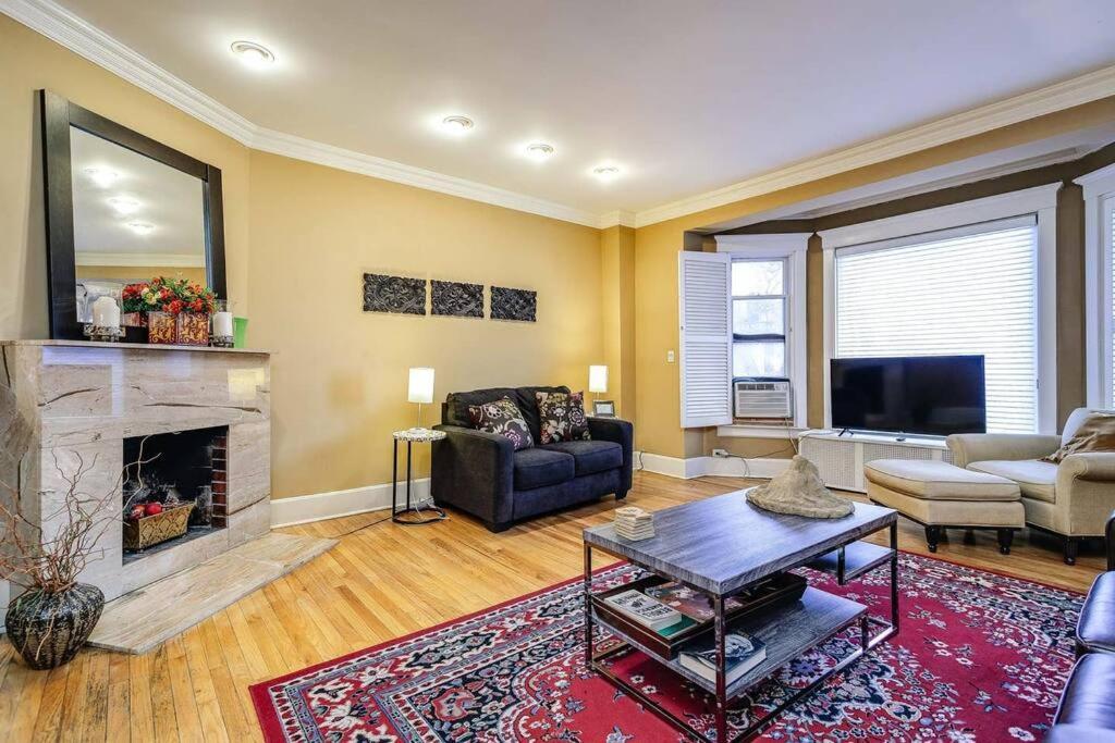 Brownstone In Gold Coast - Downtown Apartamento Chicago
