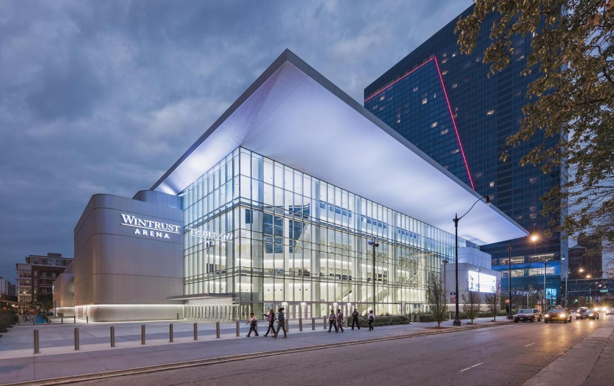 Apartment Mccormick Place Magnificent 2br-2ba With Optional Parking, Patio, Gym Access That Sleeps 6 Chicago