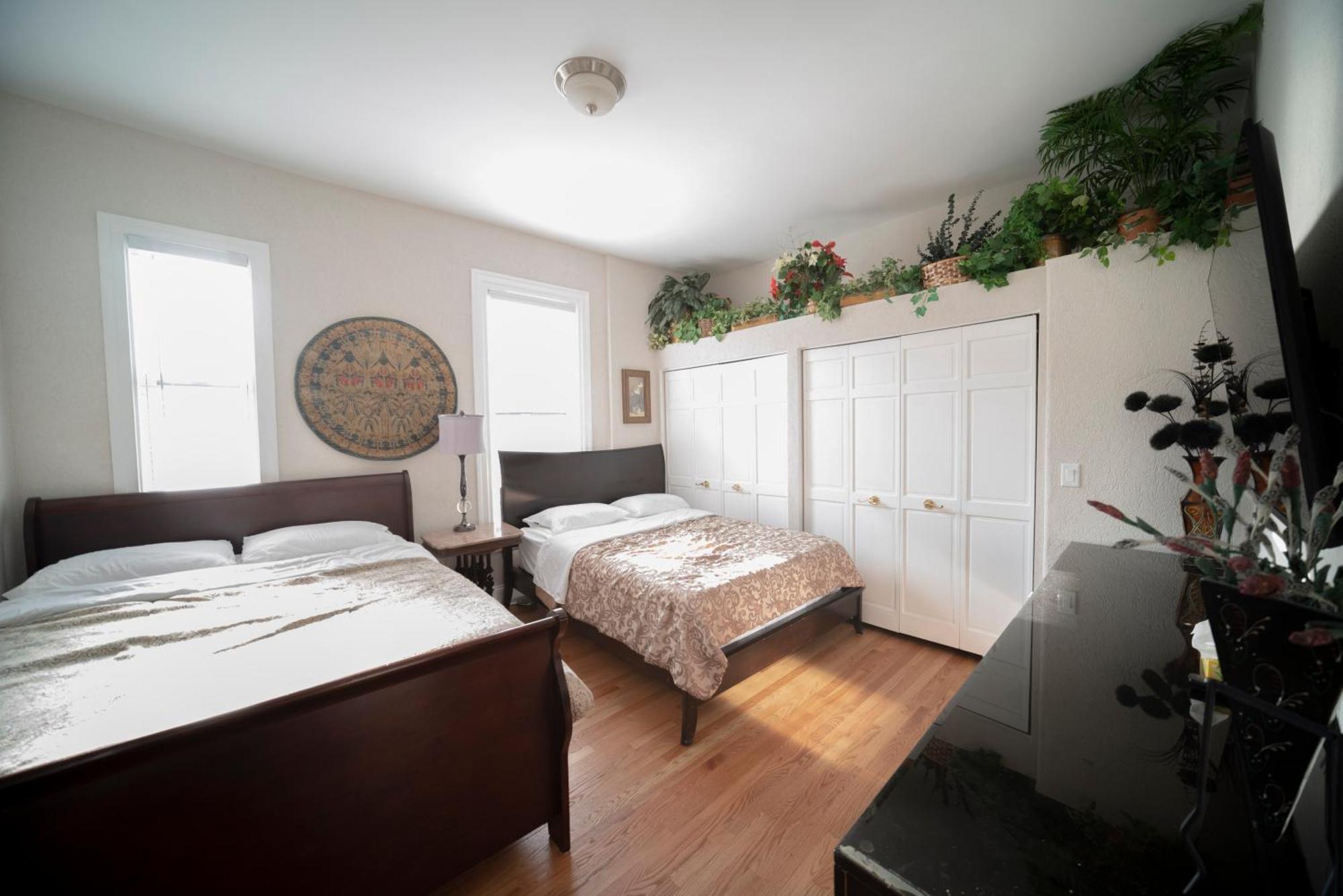 Appartement City Sleeps 10-20 Free Tv & Parking *