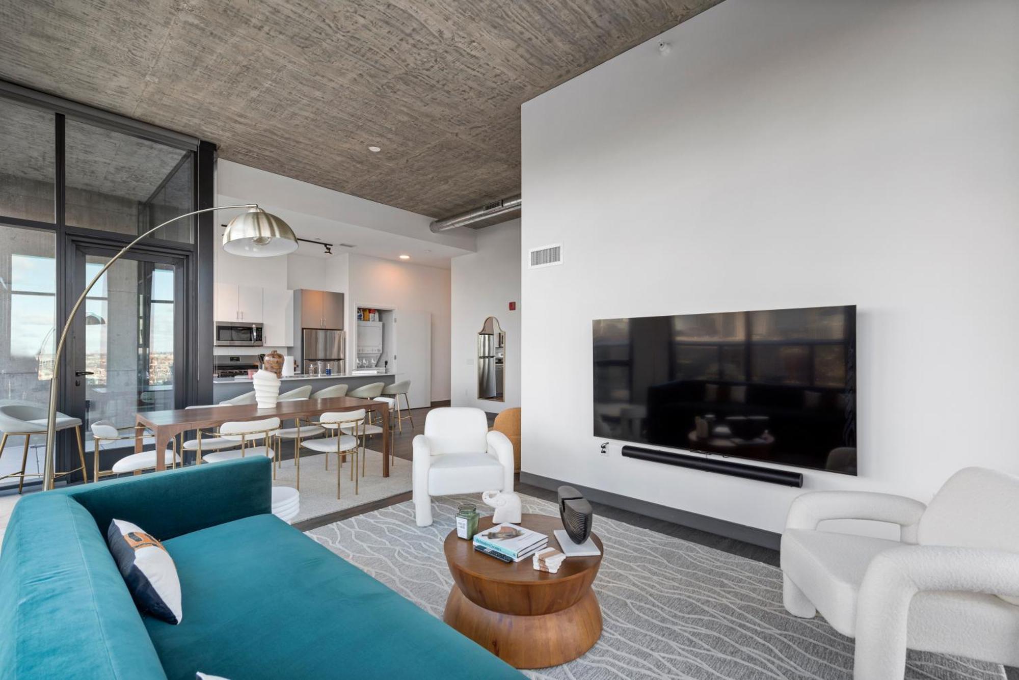 Apartment Fulbrix Bright Designer With West Loop Views