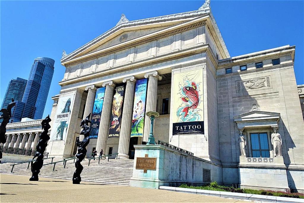 Stylish 2Br Suite With Optional Parking & Gym Access Near Lakefront, Shedd Aquarium And Mccormick Center