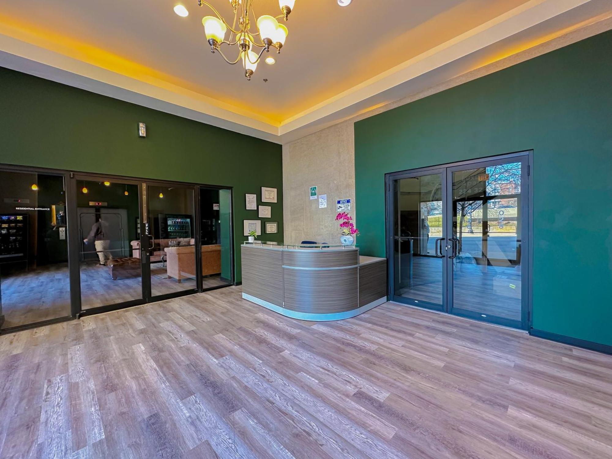 Apartment Stylish 2Br Suite With Optional Parking & Gym Access Near Lakefront, Shedd Aquarium And Mccormick Center *