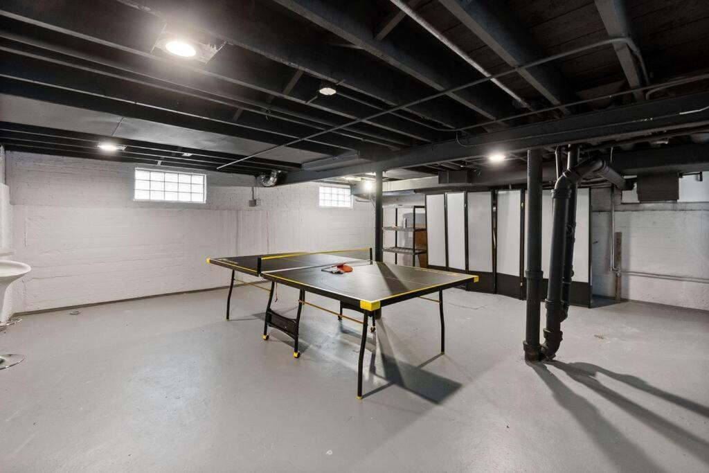 A Away From Home! Villa *