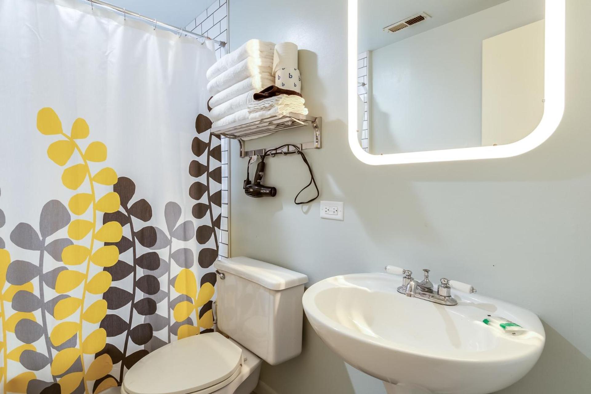 Casa de Férias Beautifully Remodeled Flat Downtown #3n