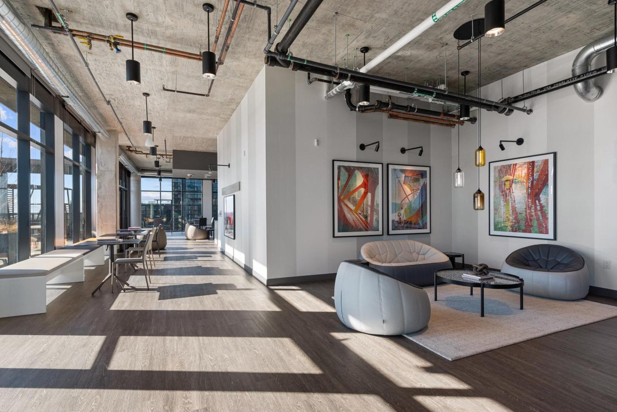 Fulbrix Bright Designer With West Loop Views Chicago