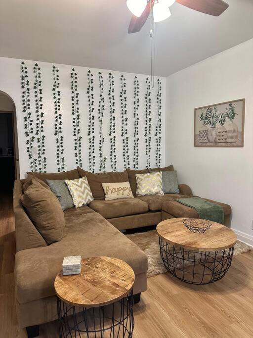 Apartment Comfy & Modern 3br Free Wifi Free Parking Chicago