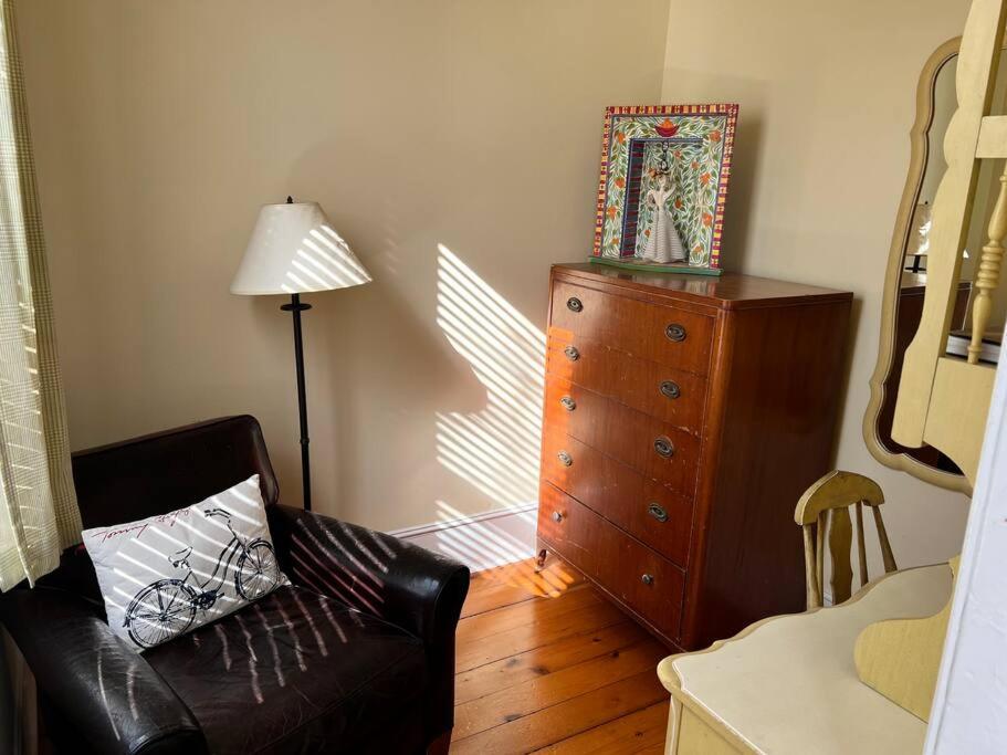 Apartment Iklektik House // Cardinal *