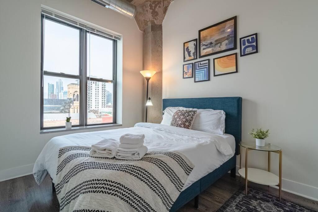 Skyline 2Br In South Loop With Optional Parking & Gym Access Near Museum Campus And Mccormick Place Apartment Chicago