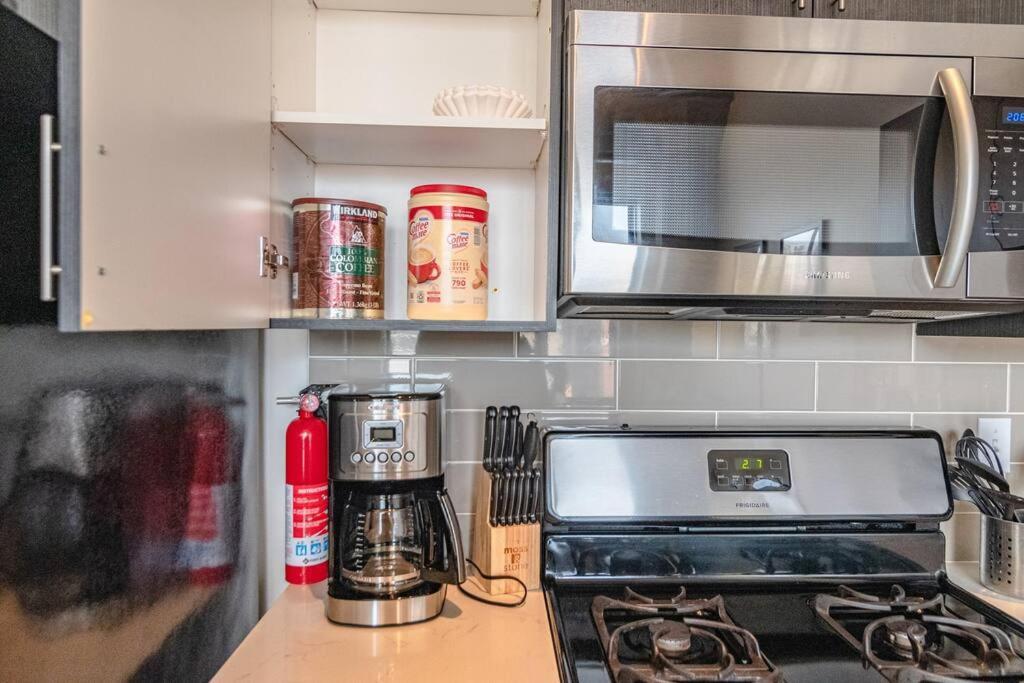 Skyline 2Br In South Loop With Optional Parking & Gym Access Near Museum Campus And Mccormick Place Chicago