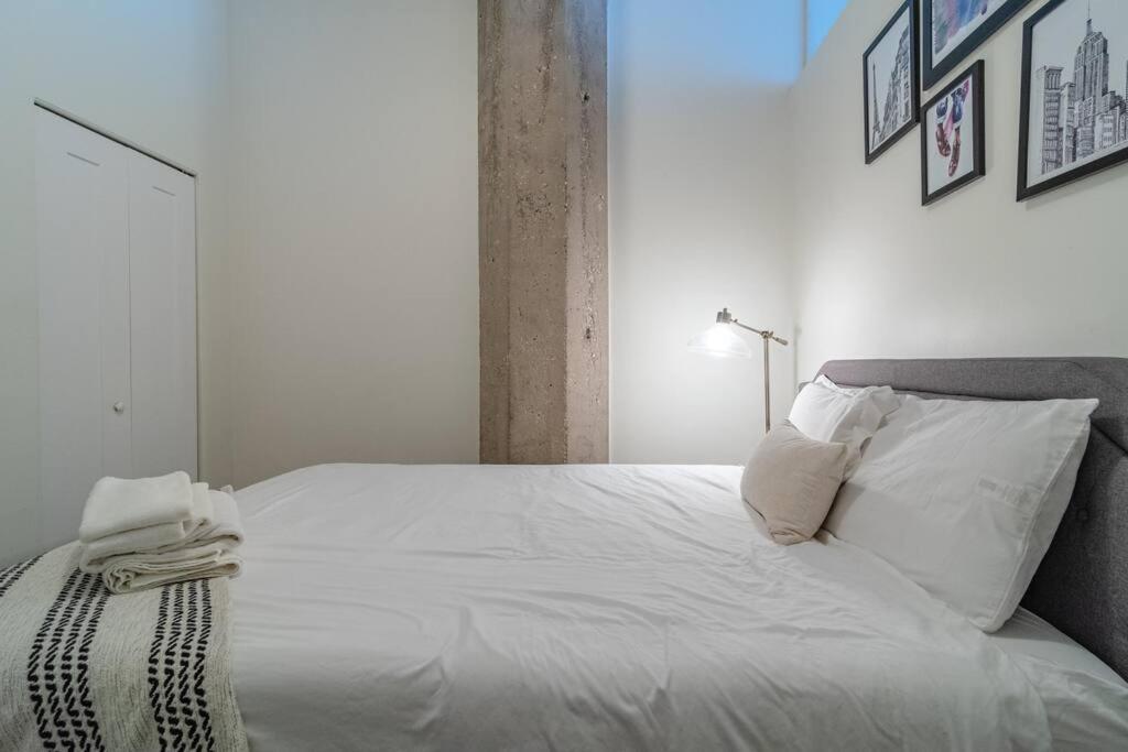 Skyline 2Br In South Loop With Optional Parking & Gym Access Near Museum Campus And Mccormick Place