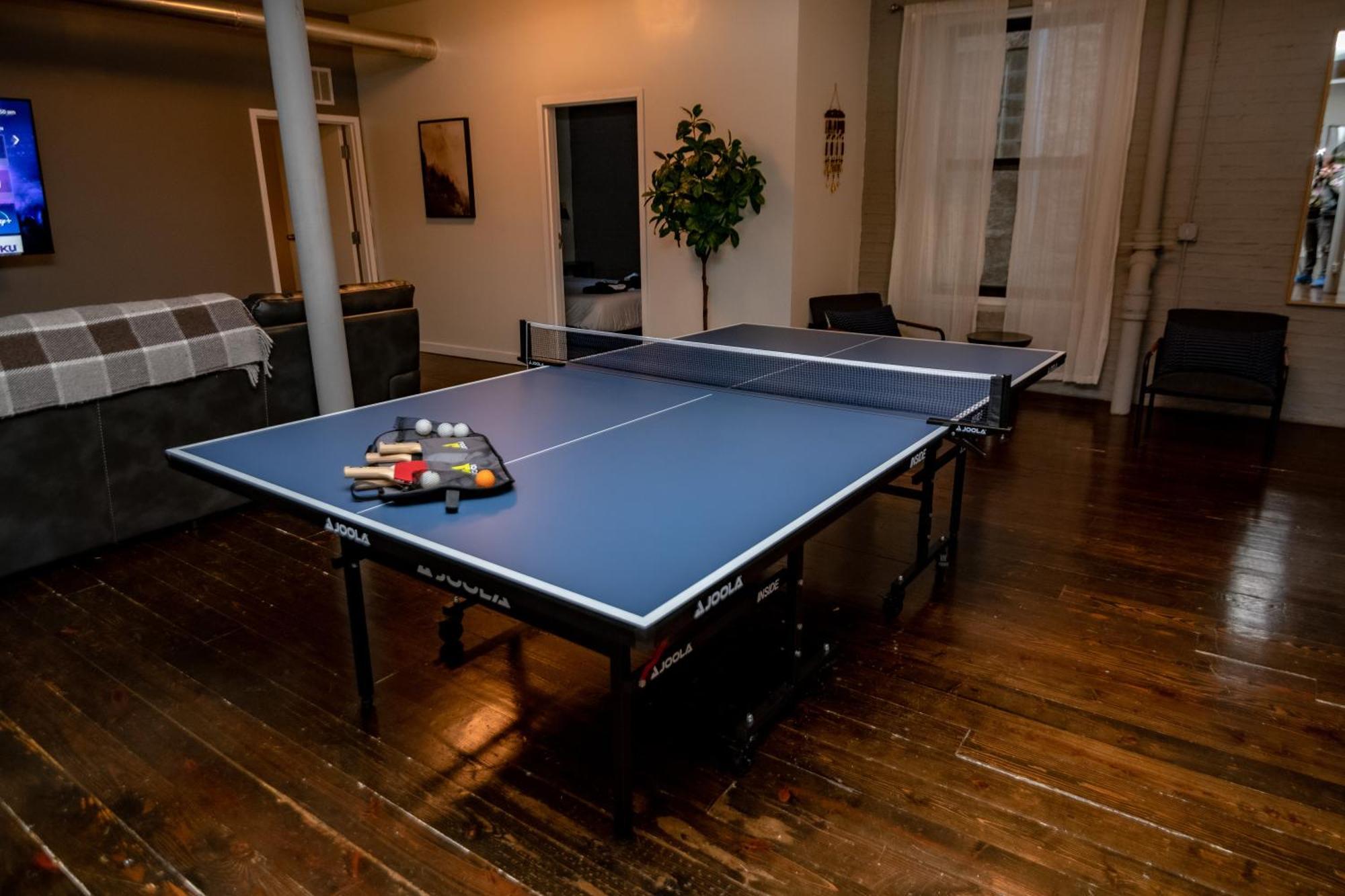 Apartment Bright South Loop 3br Escape With Pingpong Table And Optional Parking Minutes To Art Institute, Grant Park & Mccormick Place Events Chicago