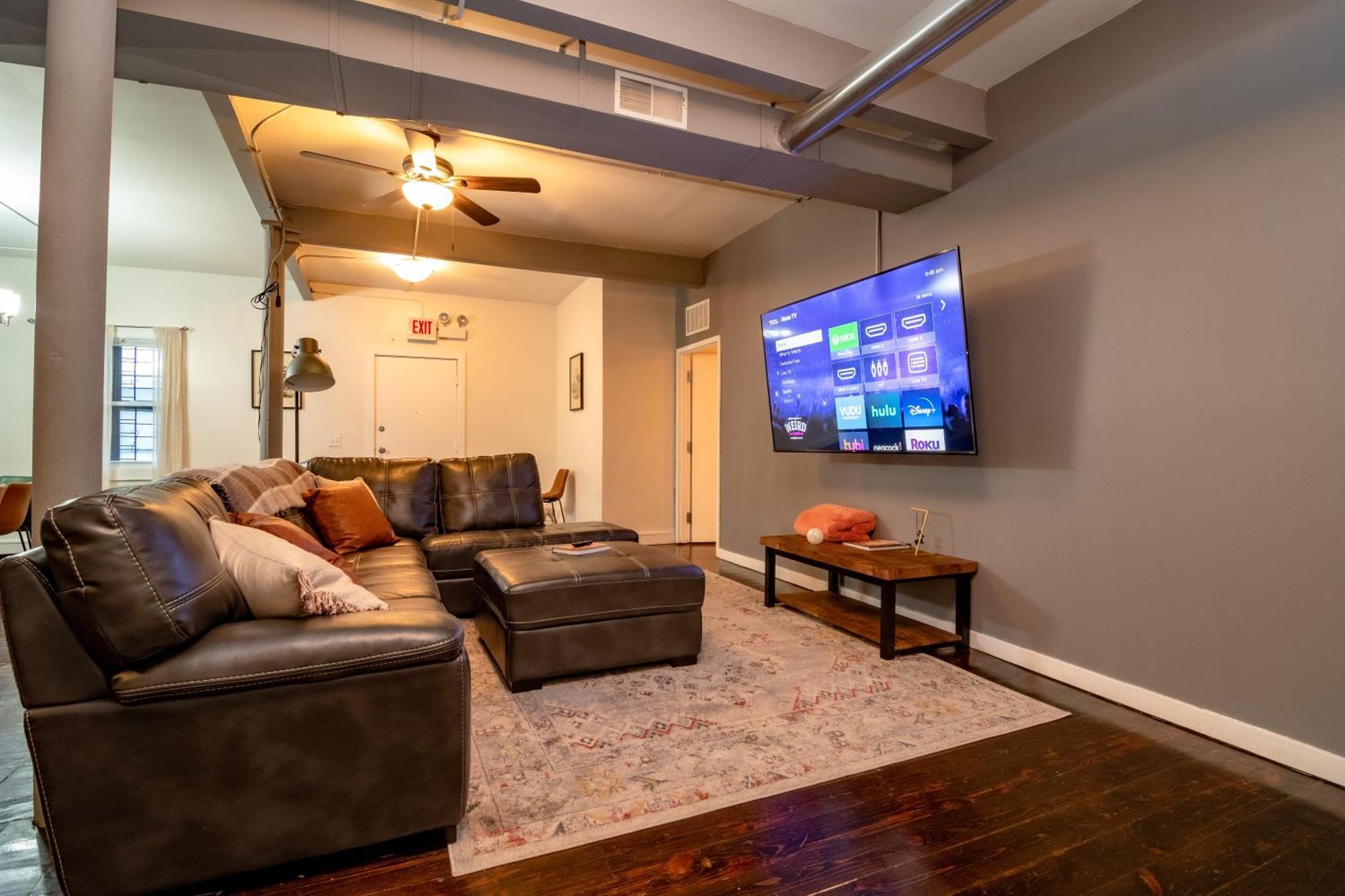 Appartement Bright South Loop 3br Escape With Pingpong Table And Optional Parking Minutes To Art Institute, Grant Park & Mccormick Place Events *