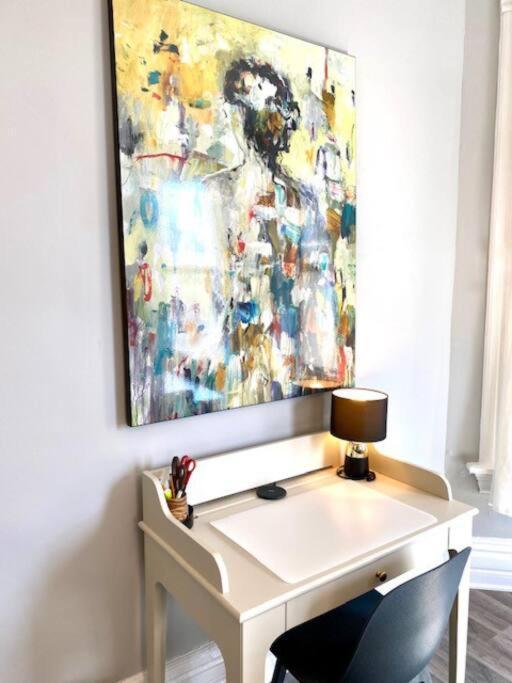 Apartment Spacious Historic In Lakeview - Walk To Wrigley, Nightlife, Shops, Hospitals Chicago