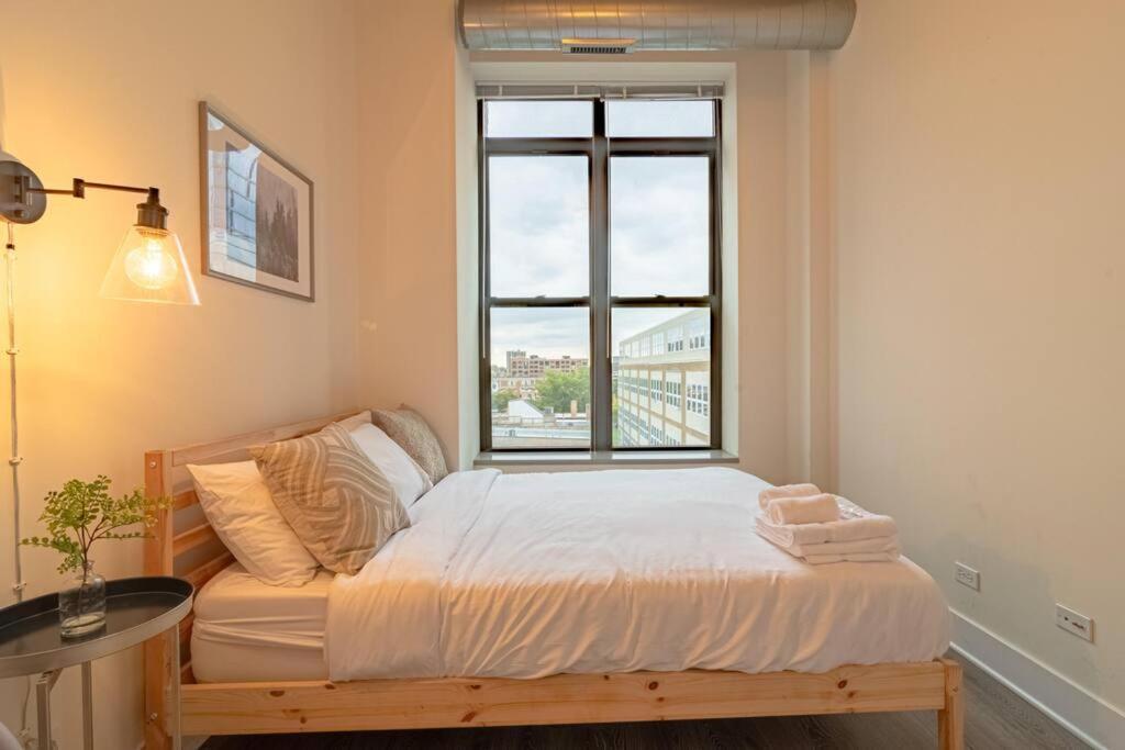 Apartment Stylish 2Br Suite With Optional Parking & Gym Access Near Lakefront, Shedd Aquarium And Mccormick Center *
