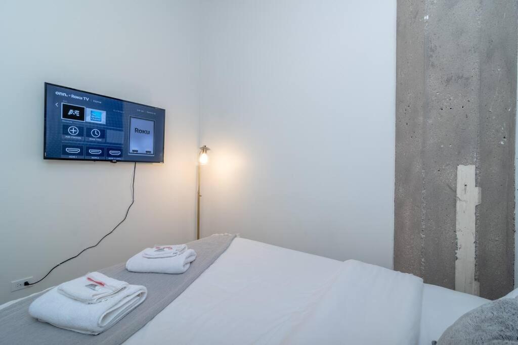 Modern 3Br South Loop Living Family Unit Near Adler Planetarium & Mccormick Convention Center *