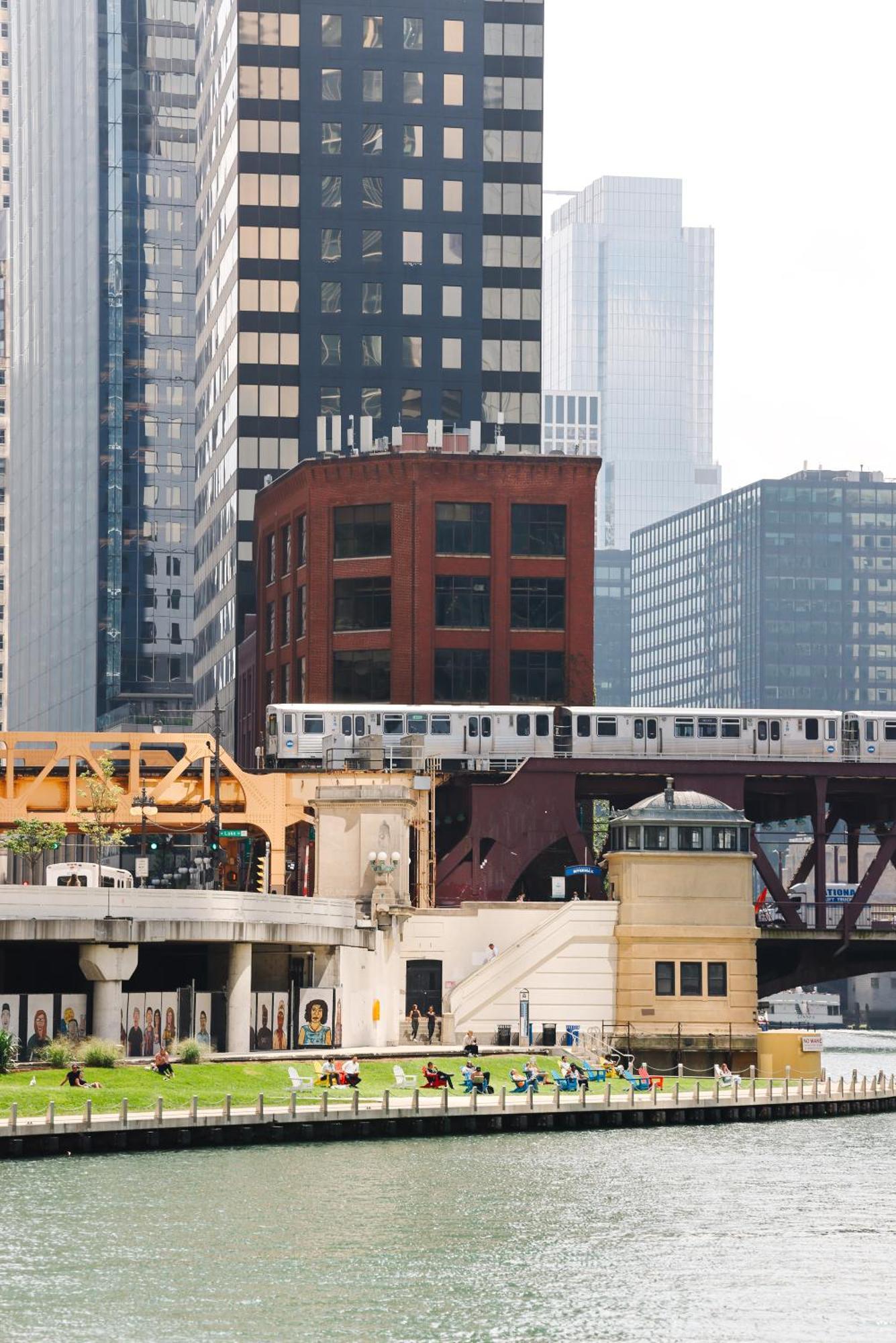 Voco Downtown - Riverwalk By Ihg Hotel