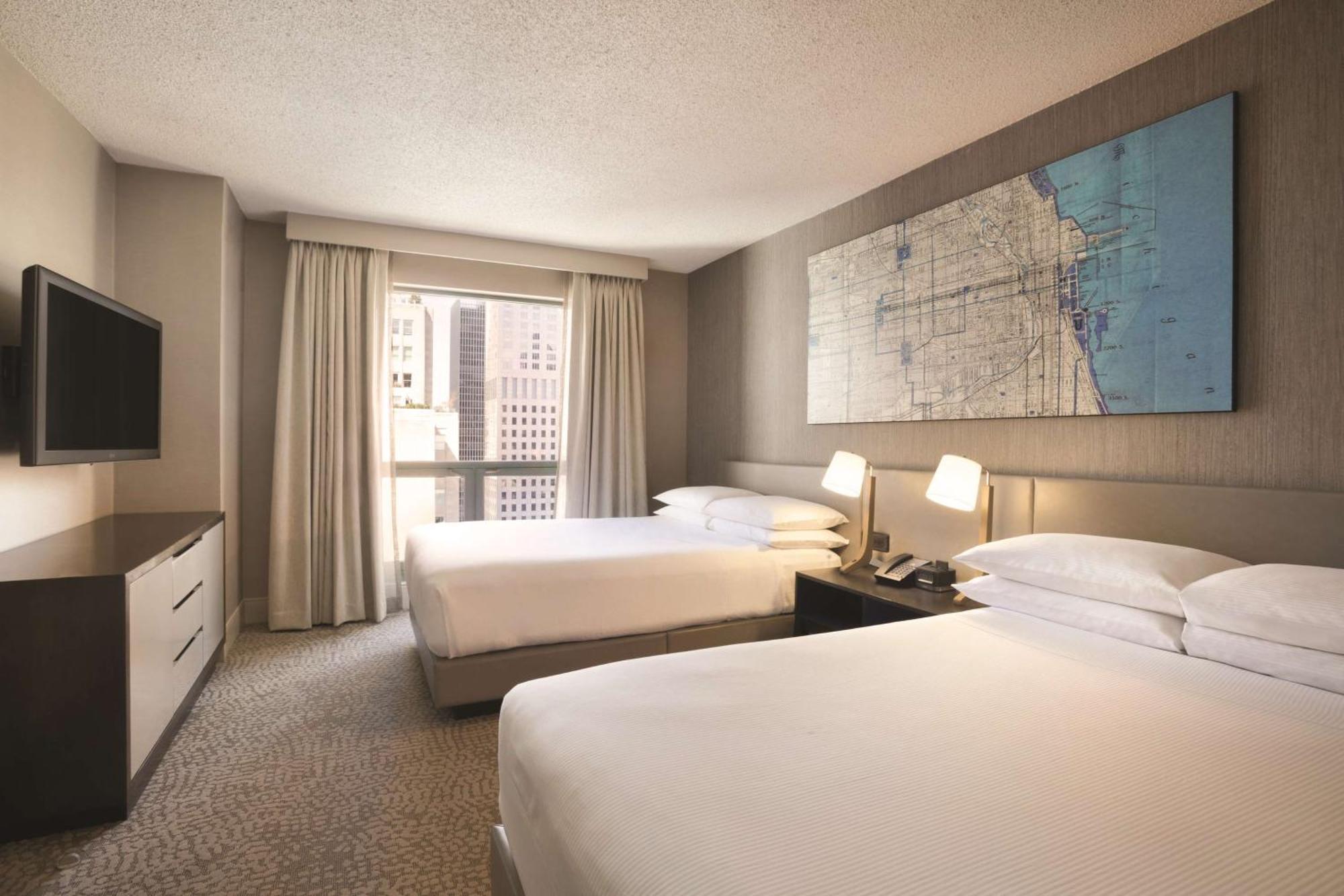 Hilton Chicago/magnificent Mile 3*