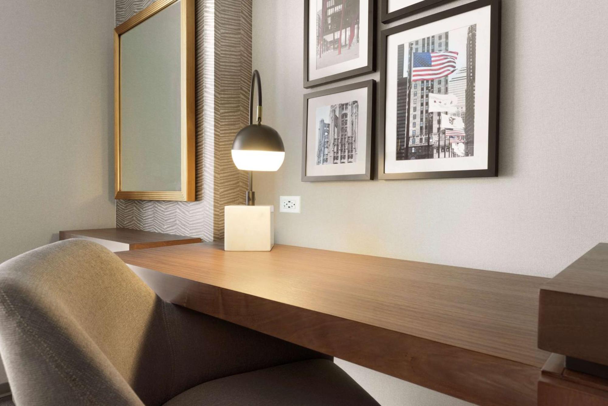 Hampton Inn Chicago West Loop Fulton Market Area