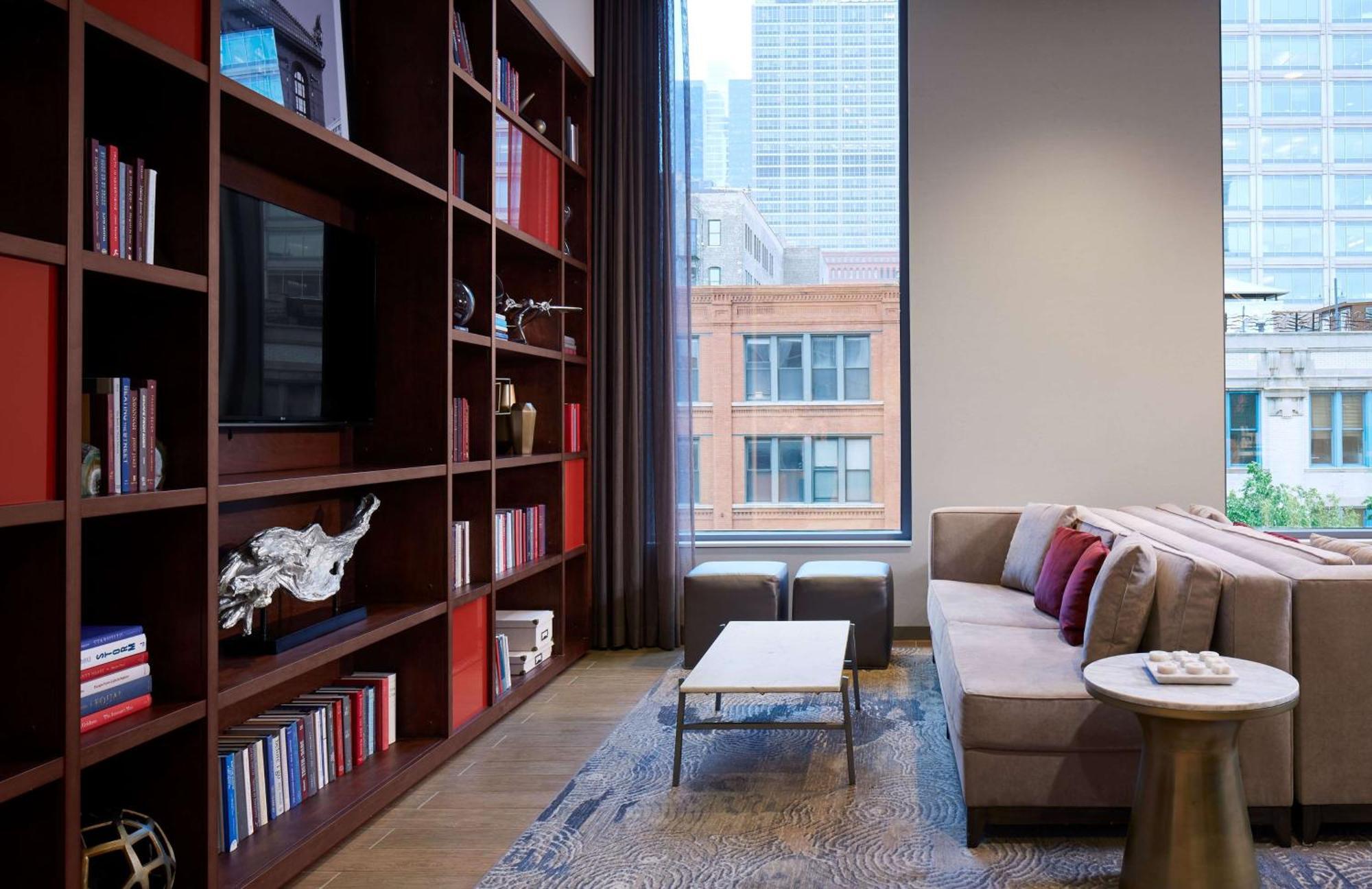 Hampton Inn Chicago West Loop Fulton Market Area 3*