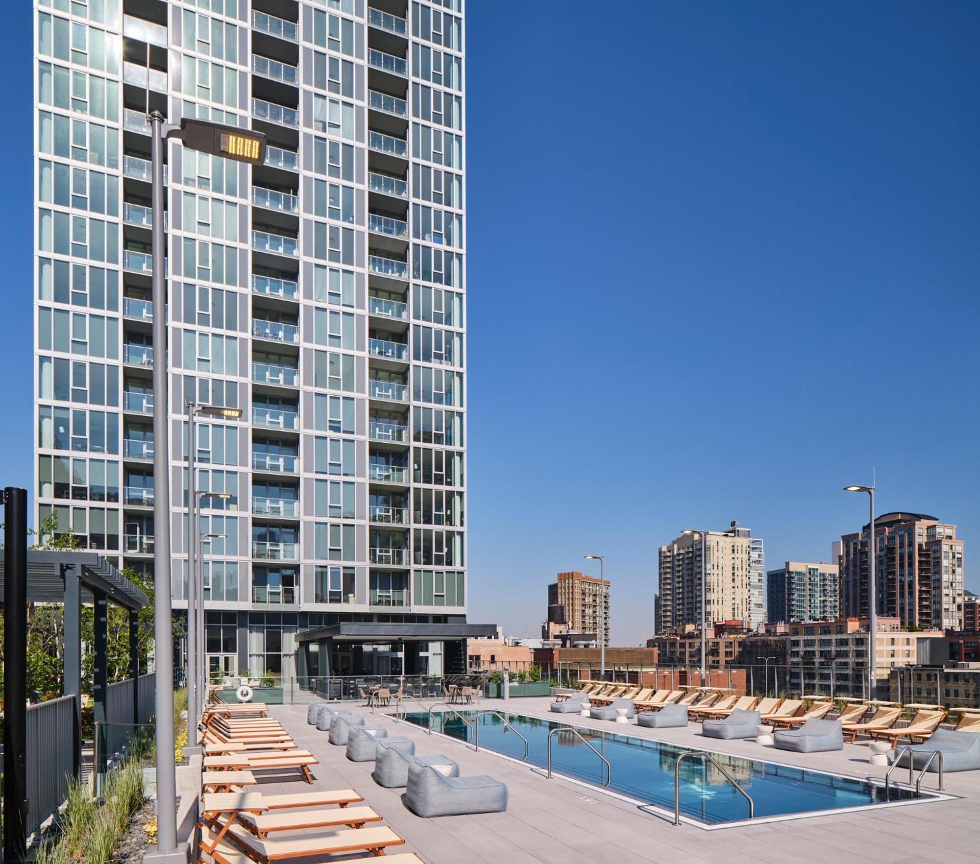 Level River North Hotel *