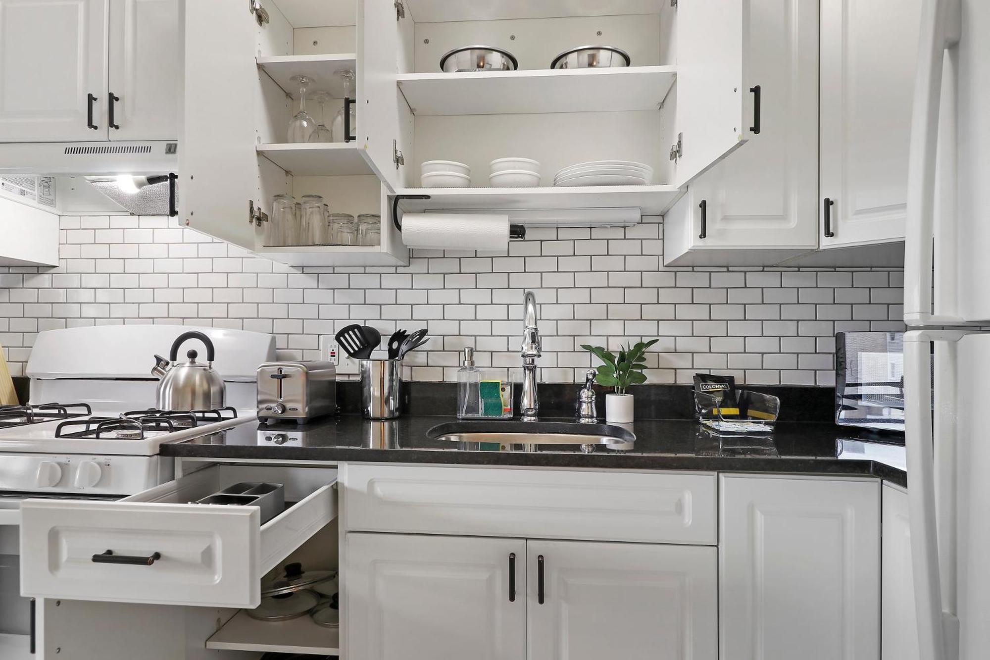 Elegant 1br Hyde Park - Windermere 310 Apartment